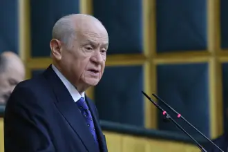 Bahçeli "Hükümet istifa" sloganı atan taraftarların cezalandırılmasını istedi