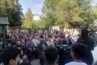 Antep'te milletvekilleri Cengiz Topel parkında halk toplantısı gerçekleştirdi