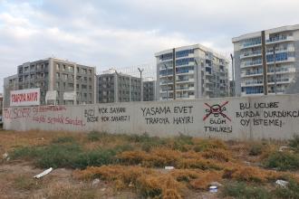 Bayraklı Adalet Mahallesi sakinleri: Trafo değil yeşil alan istiyoruz