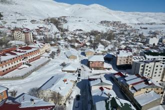 Dersim’in 5 ve Bingöl’ün 2 ilçesinde kar nedeniyle eğitime 1 gün ara verildi