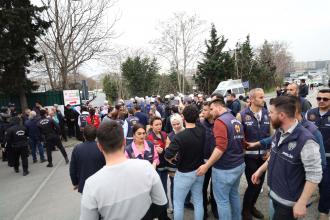 Hatice Yıldız’ın tutukluluğu Bakırköy cezaevi önünde protesto edenlere gözaltı