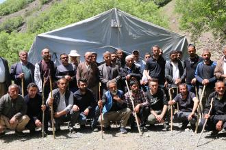 Hakkari’de madenlere karşı direniş sürüyor: Madenler kapatılmadan hiçbir yere gitmeyeceğiz