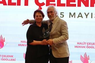 Halit Çelenk Hukuk Ödülü Murat Özveri'ye verildi