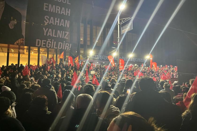 Şişli Belediyesinde kayyıma tepki gösteren başkan yardımcıları istifa etti