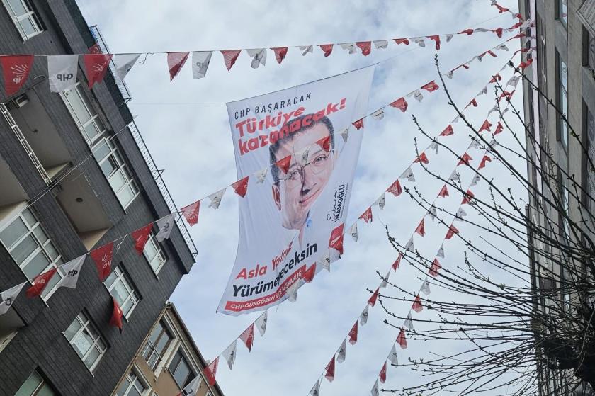 İstanbul Cumhuriyet Başsavcılığından CHP'ye "İmamoğlu posterlerini indirin" talimatı