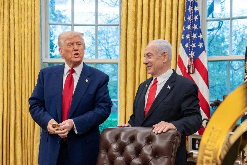 İsrail, Trump'ın açıkladığı İran ile ateşkesi kabul ettiğini duyurdu