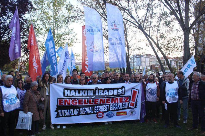 Bursa'da emek ve meslek örgütleri: “Gençlerin yanındayız, tutuklular serbest bırakılsın”