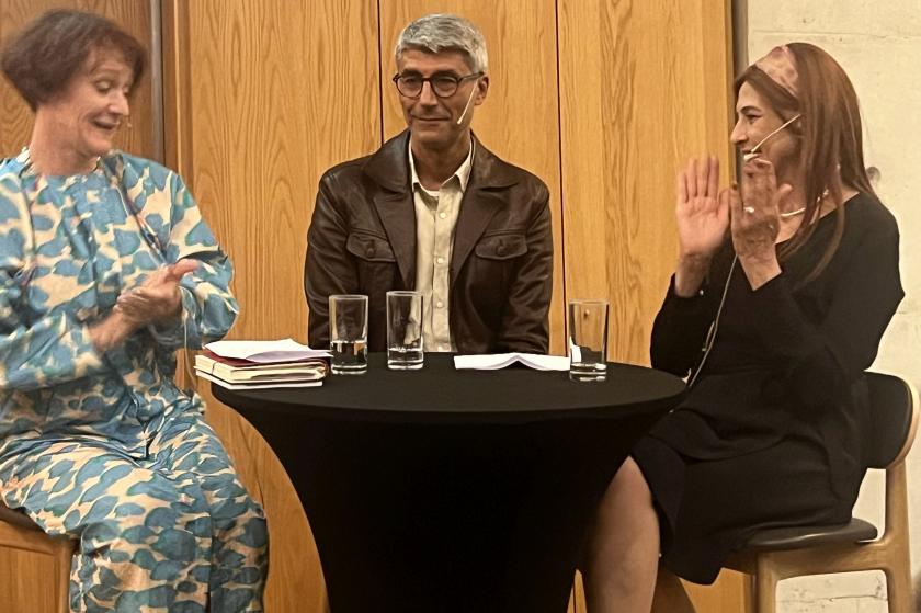 Şair İlhan Sami Çomak Oslo’da okurlarıyla buluştu: "Tutkuyu şiire havale ettim"