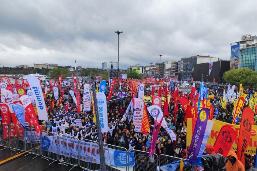 Kadıköy'de 1 Mayıs: Genel grev, genel direniş çağrısı yapıldı
