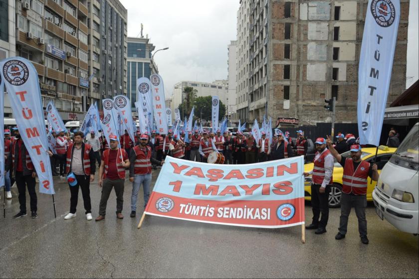 Türk-İş Adana 1 Mayıs Mitingi: İşçiler, vergide adalet ve güvenceli iş talep etti