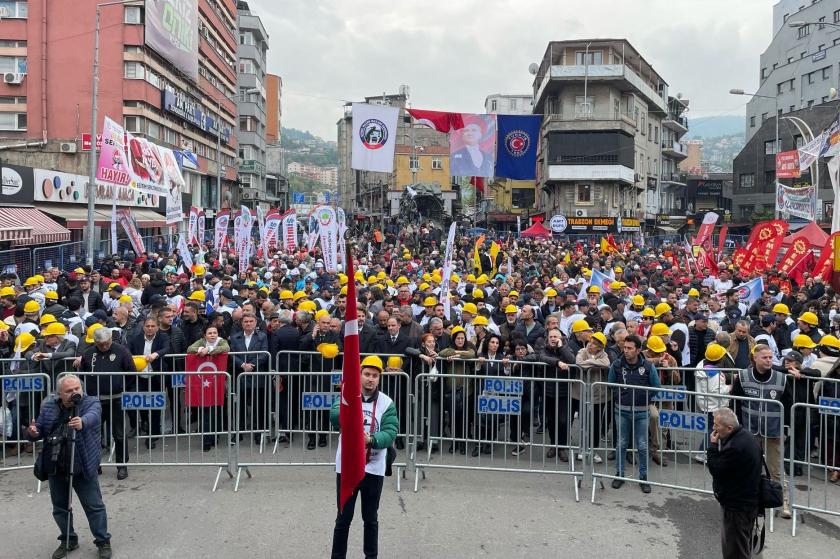 Zonguldaklılar 1 Mayıs'ta hakları için yürüdü
