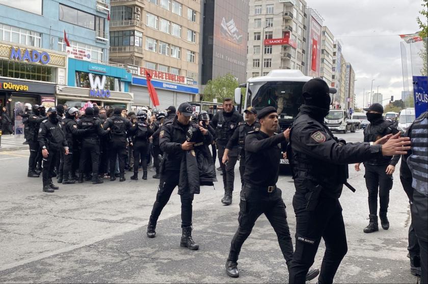 İstanbul Valiliği: 1 Mayıs'ta 384 kişi gözaltına alındı