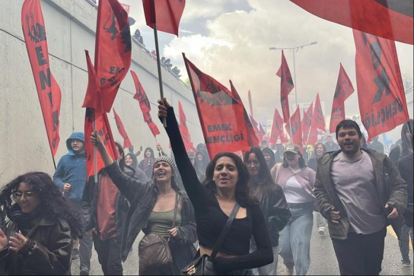 Örgütlülük ve özgürlük arasında nasıl bir ilişki var?