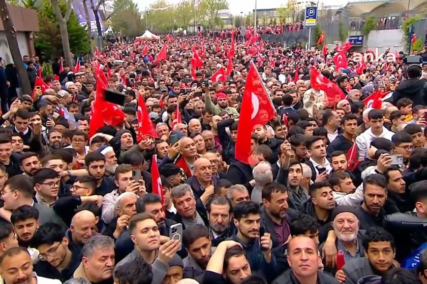 "AKP sebep, enflasyon sonuçtur" pankartı açan işçinin tahliye talebi reddedildi