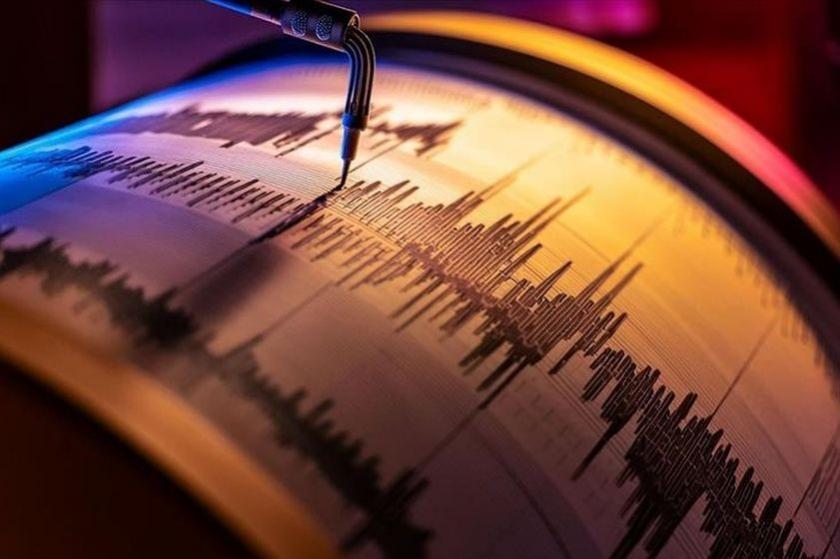 Ege Denizi'nde 4,9 büyüklüğündeki deprem
