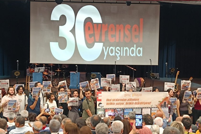 Ankara'da Evrensel'le dayanışma şenliği düzenlendi: “Gazetemize bedel ödetmek isteyenlere karşı birlikte dur diyelim”