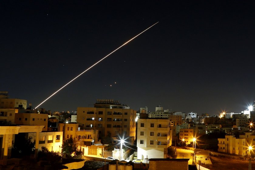 İsrail'in İran'a saldırıları gece saatlerinde de devam etti: Kirmanşah bombardıman altında