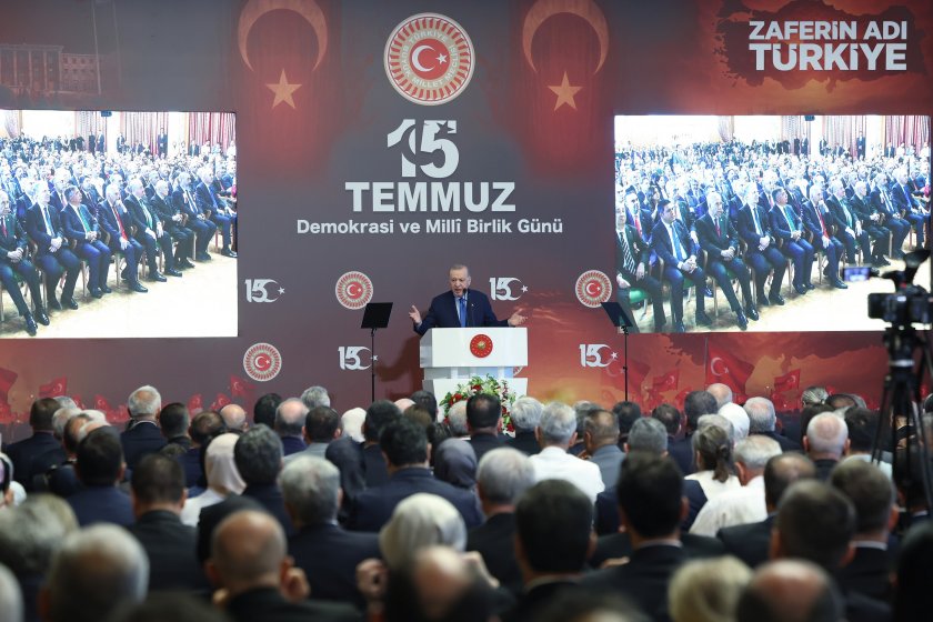 ‘Yenikapı ruhu’ndan ‘iç cephe’ye: Meclisteki 15 Temmuz anmasında 'yeni anayasa' çağrısı