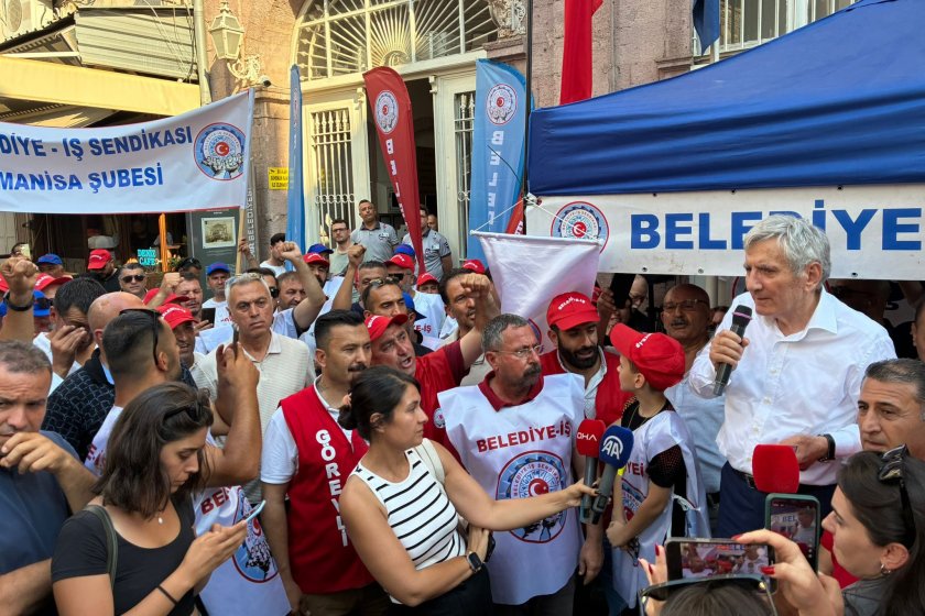 Belediye-İş Genel Başkanı Nihat Yurdakul direnişteki işçileri ziyaret etti: “Toplu sözleşme işçinin anayasasıdır”