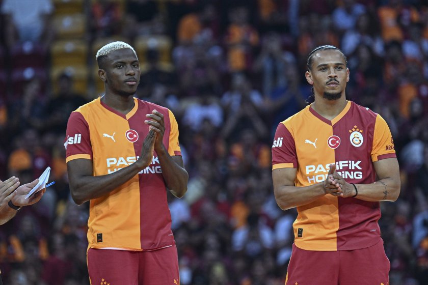 Galatasaray'ın süper yıldızları Sane ve Oshimhen taraftara ilk mesajlarını verdi
