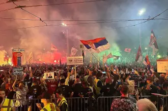 Sırbistan’da seçimleri Öğrenci Listesi kazandı, Vucic yenilgiyi kabul etti