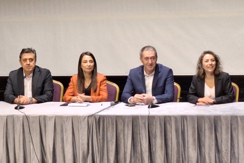 Tuncer Bakırhan Diyarbakır'da konuştu: 'Kayyım garabeti bitirilmelidir'