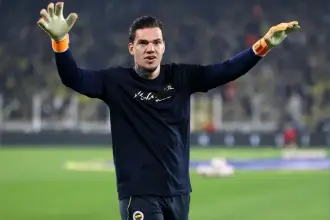 Ederson’dan Aziz Yıldırım’a dikkat çeken telefon