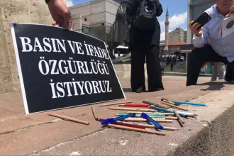 Gazeteciler 10 ilde alanlara çıkıyor: 22 günde 6 tutuklama, 1 ev hapsi, 1 gözaltı, 1 kayyım