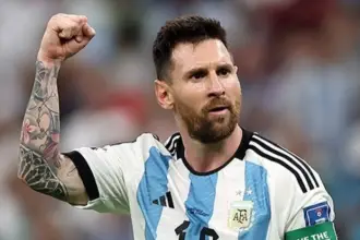 Messi, Ronaldo'yu geride bıraktı: Dünya Kupası tarihine geçti