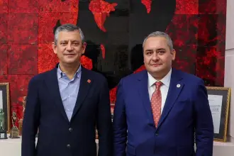 CHP'den istifa eden Mesut Özarslan'dan Özgür Özel hakkında suç duyurusu
