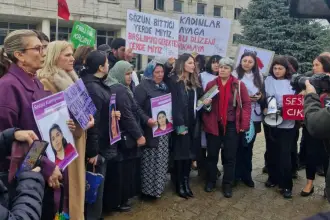 Yemek yapmadığı gerekçesiyle dövülerek öldürülmüştü: Ümmühan Korkut davası görüldü