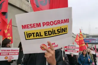 Gençlere “fırsat”, patronlara ucuz işçi