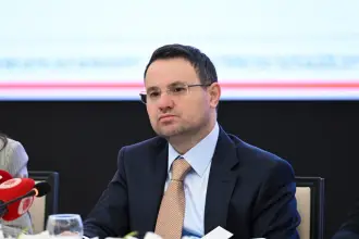 Akın Gürlek'ten Rabia Naz ve Rojin Kabaiş açıklaması