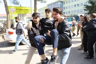 Eski öğrenciden okula silahlı saldırı: 16 kişiyi yaraladı, yaşamına son verdi