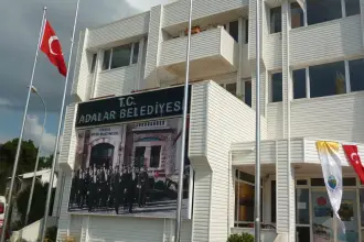 Adalar Belediyesi AKP'ye geçti