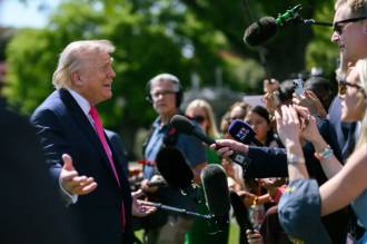 İsviçre'de heyetler görüşürken Trump'tan Hürmüz ve Hizbullah tehditleri