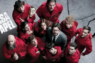 Netflix duyurdu, hayranlar ikiye bölündü: La Casa de Papel yeniden mi başlıyor?
