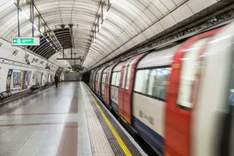 İstanbul’da iki metro hattında arıza: M2 ve M6’da seferler gecikmeli yapılıyor