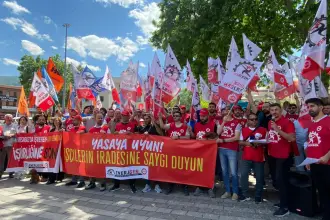 DİSK Enerji-Sen, Bursagaz’da yetki itirazını protesto etti: İşçinin iradesine saygı duyun