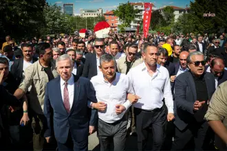 900 delegenin kurultay imzası yarın CHP genel merkezine teslim edilecek