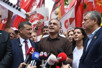Doruk Madencilik direnişinde Mehmet Türkmen'den açıklama: “Güçlü bir emek cephesi kurulmalı”