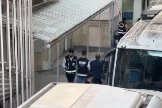Silivri Belediyesi soruşturmasında gözaltına alınanlar adliyeye sevk edildi