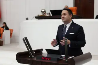 İhracı istenen CHP Milletvekili Umut Akdoğan duyurdu: Parti üyeliği Yargıtay sisteminden silindi