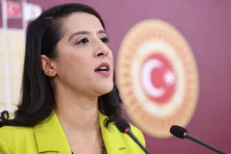 EMEP'li Karaca'dan NATO Zirvesi öncesi operasyonlara tepki: "Gözaltılar 'insan kaçırmaya' dönüşmüş durumda"