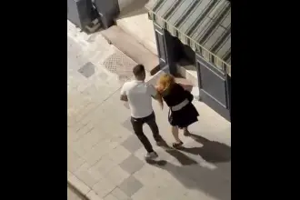 Silivri'de kaçırılmak istenen kadın, çevredekilerin müdahalesiyle kurtuldu