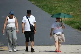 Meteoroloji'den yaz ortasında sağanak uyarısı: Çok sayıda ilde gök gürültülü yağış bekleniyor (04.07.2026)