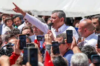 YENİ Parti sonrası Mecliste sandalye dağılımı belli oldu