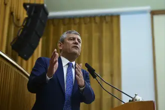 Özgür Özel liderliğinde kapalı grup toplantısı: Toplu istifa tartışılacak
