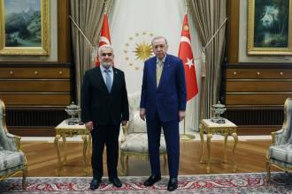 HÜDA PAR'dan karma eğitimin kaldırılması için kanun teklifi
