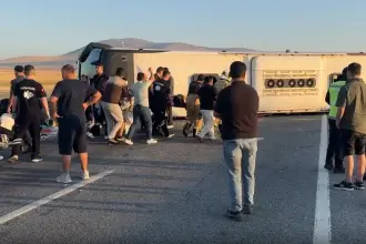 Kütahya'da devrilen yolcu otobüsünde 31 kişi yaralandı